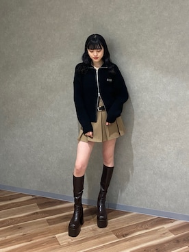 「ファスナー」｜山崎愛実さん（レディース・164cm）の冬コーディネート