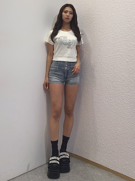 「GYDA（ジェイダ）のgy bijou Tシャツ（Tシャツ/カットソー、ホワイト系）」を使った、katsusaさん（レディース・161cm）の春コーディネート