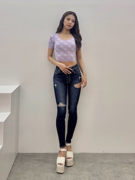 「GYDA（ジェイダ）のGG jacquardラメニットトップス（Tシャツ/カットソー、パープル系）」を使った、katsusaさん（レディース・161cm）の春コーディネート