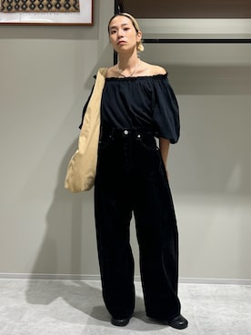 「Ungrid（アングリッド）のアイテム（アクセサリー）」を使った、松岡奈瑠さん（レディース・157cm）の秋コーディネート