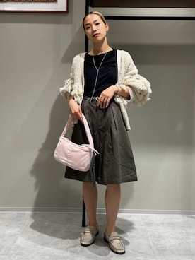 「Ungrid（アングリッド）のアイテム（カーディガン/ボレロ）」を使った、松岡奈瑠さん（レディース・157cm）の秋コーディネート