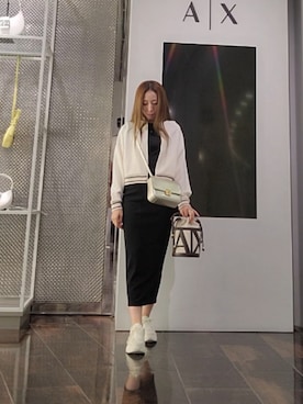 「ARMANI EXCHANGE（アルマーニエクスチェンジ）の【A|X アルマーニ エクスチェンジ】AXメタリックロゴ ヘビーリブジャージースカート（スカート、ブラック系）」を使った、♡aYuMiiiiiiiiさん（レディース・158cm）の春コーディネート