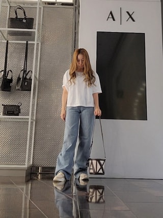 「ARMANI EXCHANGE（アルマーニエクスチェンジ）の【A|X アルマーニ エクスチェンジ】ソリッドスラブコットン ライトブルーデニムパンツ_J79 RAW CUT LOOSE（デニムパンツ）」を使った、♡aYuMiiiiiiiiさん（レディース・158cm）の秋コーディネート