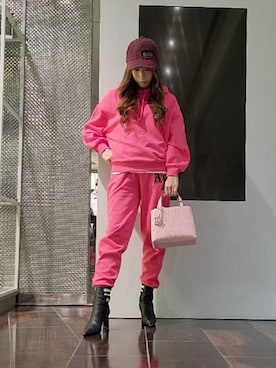 「カラー×コーデ」｜「アイテム（パーカー）」を使った、♡aYuMiiiiiiiiさん（レディース・158cm）の冬コーディネート