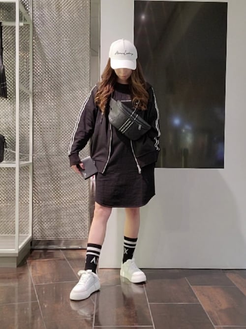 y様♡ARMANI EXCHANGE　上下コーデ　袖ロゴラインが激かわ♡　コーデ y様♡ARMANI EXCHANGE 上下コーデ 袖ロゴラインが激かわ