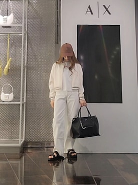 y様♡ARMANI EXCHANGE　上下コーデ　袖ロゴラインが激かわ♡　コーデ ARMANI EXCHANGEのアイテムを使った人気ファッションコーディネート - WEAR
