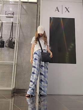 「ARMANI EXCHANGE（アルマーニエクスチェンジ）の【A|X アルマーニ エクスチェンジ】アクアプリント リラックスパンツ（その他パンツ、ブルー系）」を使った、♡aYuMiiiiiiiiさん（レディース・158cm）の夏コーディネート