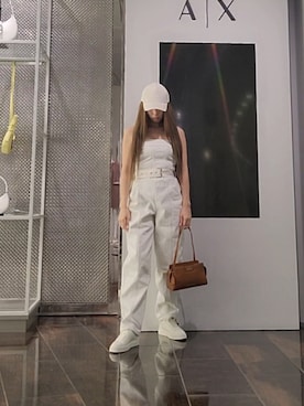 「ARMANI EXCHANGE（アルマーニエクスチェンジ）の【A|X アルマーニ エクスチェンジ】ポイントストライプ レースアップスニーカー（スニーカー、ホワイト系）」を使った、♡aYuMiiiiiiiiさん（レディース・158cm）の春コーディネート