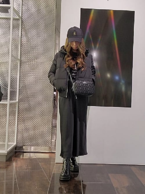 極美品✨ 近年 ジョルジオアルマーニ オールオーバーロゴ ショルダーバッグ 黒 ARMANI EXCHANGE ショルダーバッグ バッグ 「A|X アルマーニ