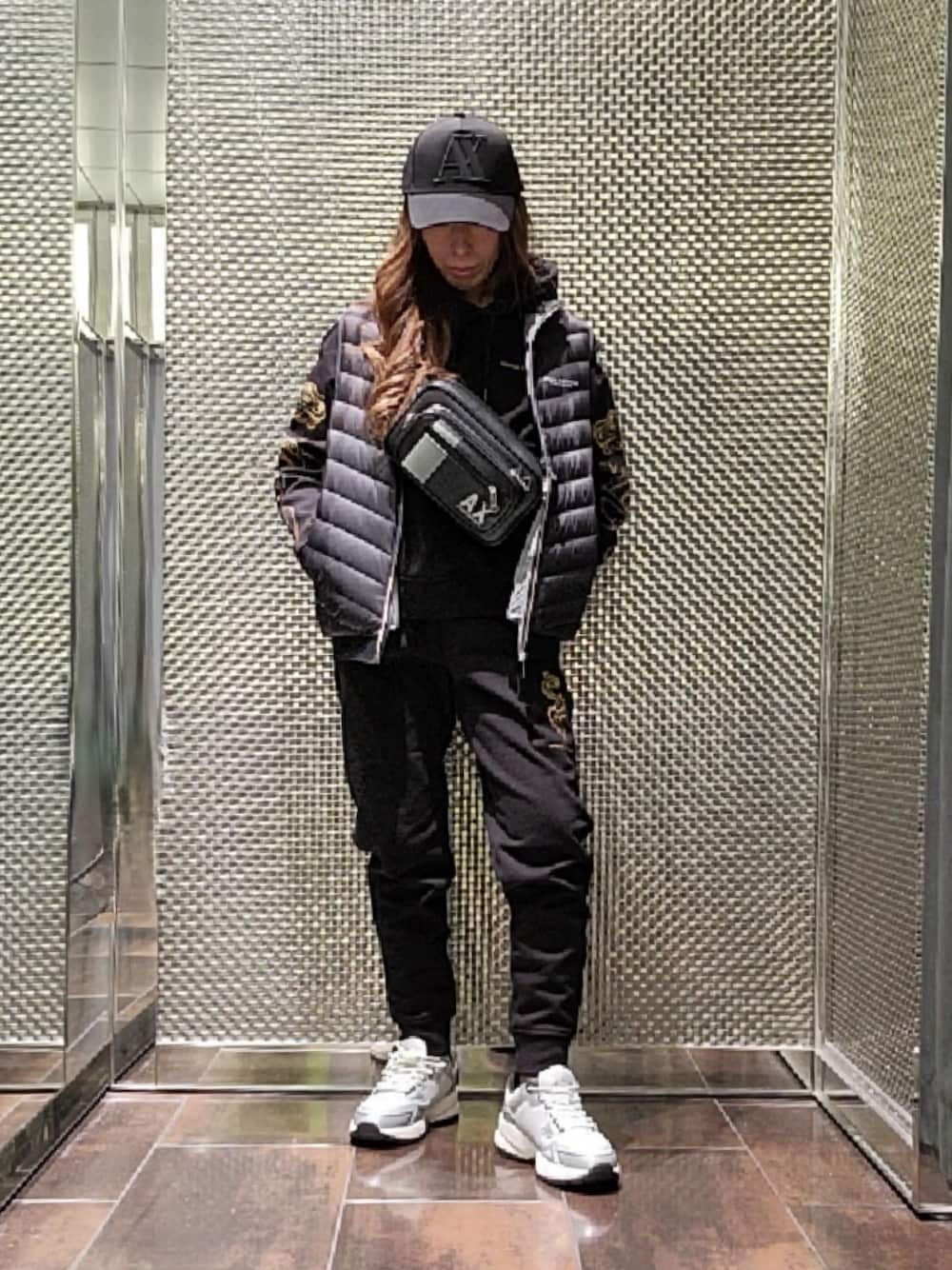 ダウンベスト（グレー系）を使った「セットアップ」のレディース人気