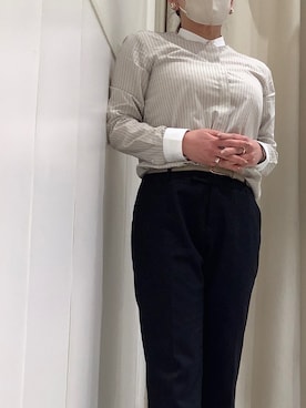 「アイテム（ビジネスシャツ）」を使った、BRICK HOUSE シャツ工房 新下関ゆめシティ店さん（レディース・153cm）の冬コーディネート