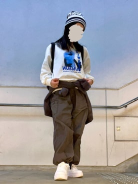 「アイテム（パーカー）」を使った、R i o n aさん（レディース・158cm・20代）の秋コーディネート