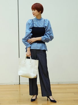 「PELLICO（ペリーコ）のPELLICO スエード セミスクエアトゥパンプス（パンプス）」を使った、Ishii_TOMORROWLANDさん（レディース・165cm）の冬コーディネート