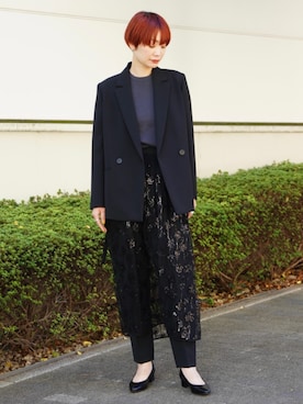 「TOMORROWLAND （トゥモローランド）のドライダブルクロス フロントタックテーパードパンツ（その他パンツ）」を使った、Ishii_TOMORROWLANDさん（レディース・165cm）の冬コーディネート