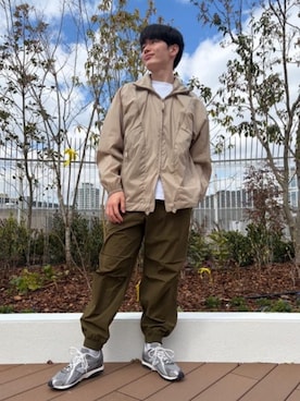 「NEW BALANCE（ニューバランス）のNB GREY ポケット長袖（Tシャツ/カットソー、ホワイト系）」を使った、New Balanceさん（レディース・153cm）の春コーディネート