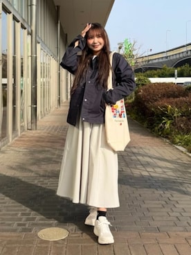 「NEW BALANCE（ニューバランス）のNB GREY  スカート（スカート、グレー系）」を使った、New Balanceさん（レディース・153cm）の春コーディネート