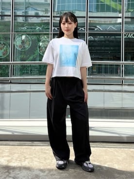 「NEW BALANCE（ニューバランス）のNB GREY ワイドパンツウォーターデファイ（スラックス、ブラック系）」を使った、New Balanceさん（レディース・150cm）の夏コーディネート