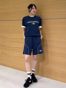 「NEW BALANCE（ニューバランス）のTrackside ショートスリーブTシャツ（Tシャツ/カットソー、ブルー系）」を使った、New Balanceさん（レディース・162cm）の夏コーディネート