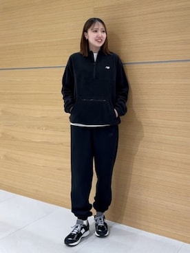 「アイテム（その他トップス）」を使った、New Balanceさん（レディース・170cm）の秋コーディネート