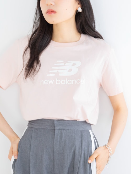 Sport Essentials Stacked Logo ショートスリーブTシャツ（T