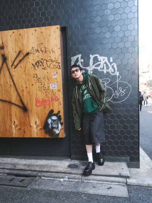 パーカー Athletics Varsity オーバーサイズスウェットフーディー レディース New Balance パーカー Athletics Varsity オーバーサイズ
