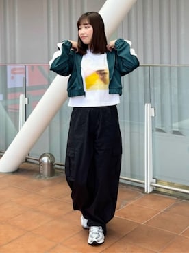 「NEW BALANCE（ニューバランス）のウーブンカーゴパンツ（カーゴパンツ、ブラック系）」を使った、New Balanceさん（レディース・150cm）の夏コーディネート