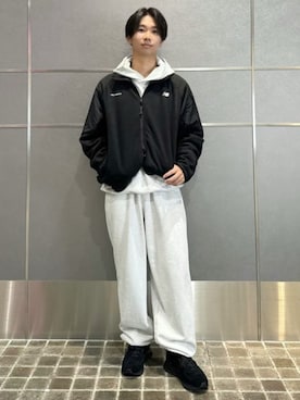 「アイテム（スウェットパンツ、グレー系）」を使った、New Balanceさん（メンズ・169cm）の秋コーディネート