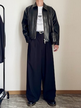 「SINSS（シンス）のTwo tuck wide straight slacks / 2タックワイドストレートスラックス（スラックス）」を使った、桜さん（メンズ・177cm・10代）の秋コーディネート