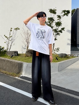 「SINSS（シンス）のTwo tuck breach sweatpants / 2タックブリーチスウェットパンツ（スウェットパンツ、ブラック系）」を使った、桜介さん（メンズ・177cm）の夏コーディネート