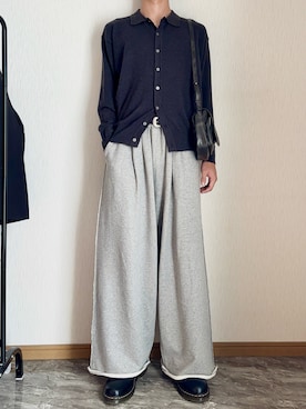 「アイテム（スウェットパンツ）」を使った、桜さん（メンズ・177cm）の秋コーディネート