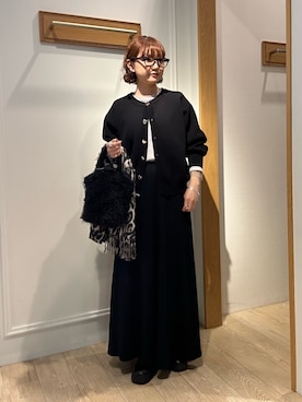 「アイテム（ストール/ショール）」を使った、ririkaさん（レディース・157cm・20代）の秋コーディネート