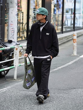 「アイテム（スウェットパンツ）」を使った、KOGIさん（メンズ・175cm）の秋コーディネート