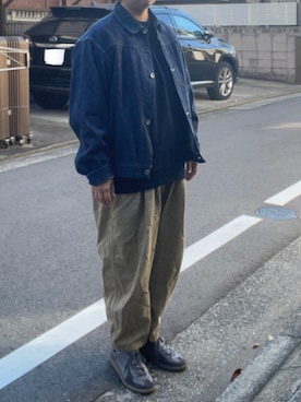 「ジャーマントレーナー」｜「アイテム（デニムジャケット）」を使った、SPADE25さん（レディース・167cm）の秋コーディネート