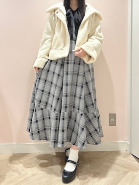 「titty＆Co. PETIT by poyo（ティティーアンドコープティバイポヨ）のアイテム（シャツ/ブラウス）」を使った、yuka🐰さん（レディース・161cm）の秋コーディネート