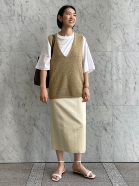 「Tシャツ」｜「アイテム（トップス、ゴールド系）」を使った、Taniguchi_TOMORROWLANDさん（レディース・158cm）の夏コーディネート