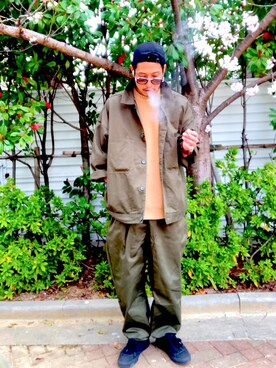 ニット セーターを使った オリーブ のメンズ人気ファッションコーディネート Wear