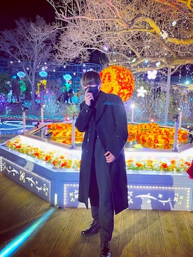 「VERSACE（ヴェルサーチ）のアイテム（ジャケット/アウター）」を使った、八神愛瑠さん（メンズ・170cm）の冬コーディネート