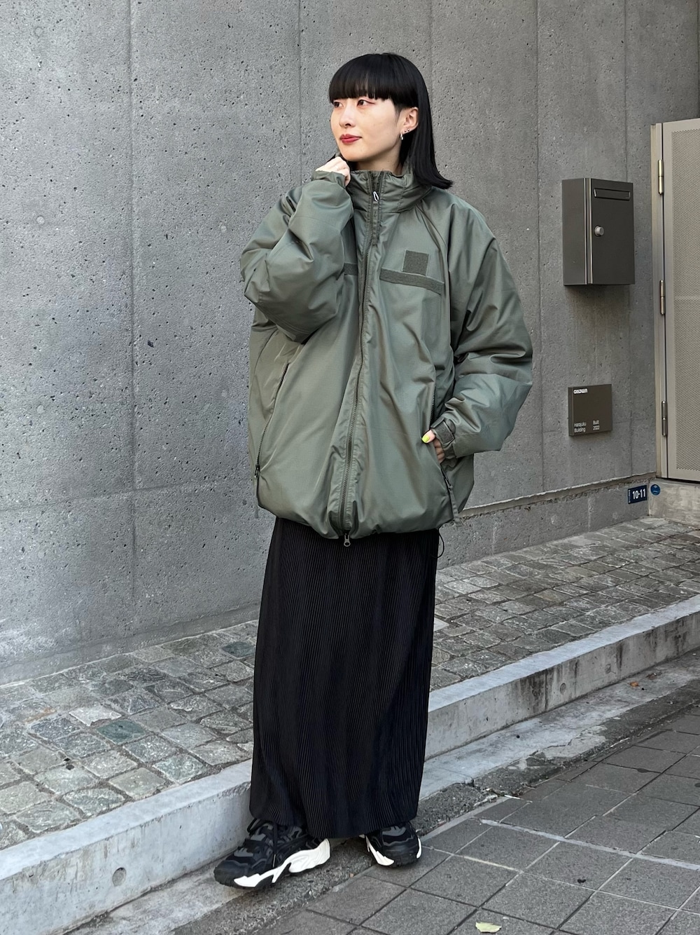 スダサチカさんの「【TAION/タイオン】GLOSTER別注 MILITALY LEVEL7 JACKET ダウン（TAION）」を使ったコーディネートの1枚目の写真