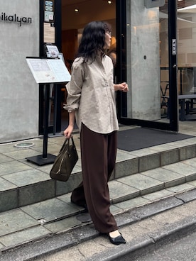 「アイテム（スラックス）」を使った、スダサチカさん（レディース・155cm・20代）の秋コーディネート