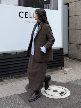 「アイテム（テーラードジャケット）」を使った、スダサチカさん（レディース・155cm）の秋コーディネート