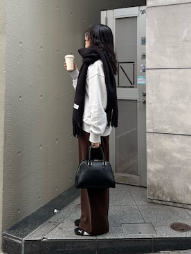 「アイテム（マフラー）」を使った、スダサチカさん（レディース・155cm）の秋コーディネート