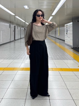 「アイテム（チノパンツ）」を使った、スダサチカさん（レディース・155cm）の秋コーディネート
