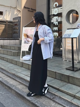 「アイテム（ショルダーバッグ）」を使った、スダサチカさん（レディース・155cm）の秋コーディネート