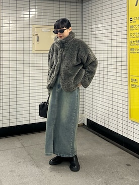 「アイテム（ムートンコート）」を使った、スダサチカさん（レディース・155cm）の秋コーディネート