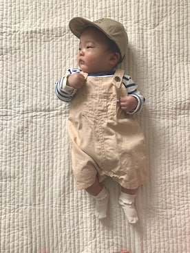 「赤ちゃん」｜「アイテム（サロペット/オーバーオール）」を使った、ari3さん（キッズ・60cm）の春コーディネート