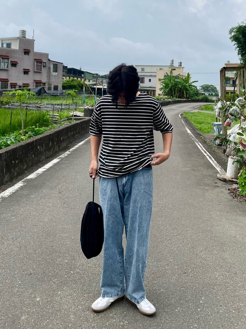 「ootd、夏コーデ、休日スタイル、シンプルコーデ、今日のコーデ、ERA.、夏だ！Tシャツ着よう！、Tシャツ」｜「FORK&SPOONのFORK&SPOON　ボートネックボーダーショートスリーブ（Tシャツ/カットソー、ベージュ系）」を使った、Kさん（メンズ・174cm）の夏コーディネートの1枚目の写真