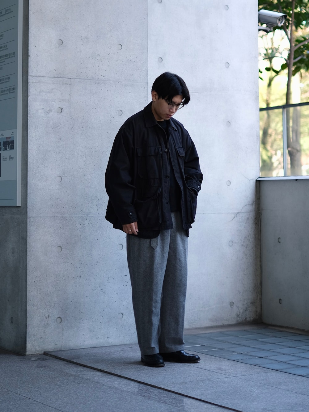 「休日スタイル、メンズファッション、今日のコーデ、冬コーデ、カジュアルコーデ、大人カジュアル、ootd、ootdtw、sumari、BDU、BDUジャケット、HBT、シンプルコーデ、シンプル、ファッションを楽しもう」｜「BEAMSのBEAMS / 3WAY BDU ブルゾン（ブルゾン、ブラック系）」を使った、Kさん（メンズ・174cm）の冬コーディネートの1枚目の写真