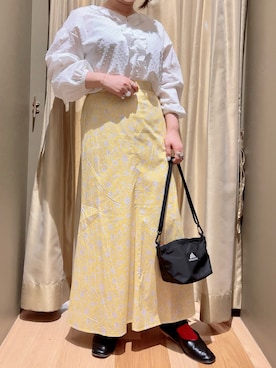 「ごきげんウィーク」｜「アイテム（スカート）」を使った、Nishiさん（レディース・159cm）の春コーディネート