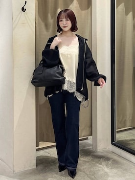 「mysty woman（ミスティウーマン）のミドルボストンBAG　495424（ボストンバッグ、ブラック系）」を使った、maika10008さん（レディース）の春コーディネート