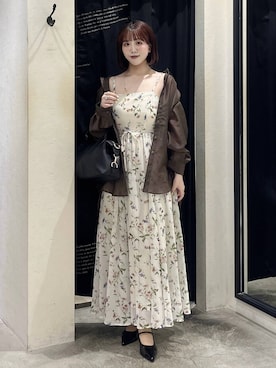 「mysty woman（ミスティウーマン）のミドルボストンBAG　495424（ボストンバッグ、ブラック系）」を使った、maika10008さん（レディース）の春コーディネート